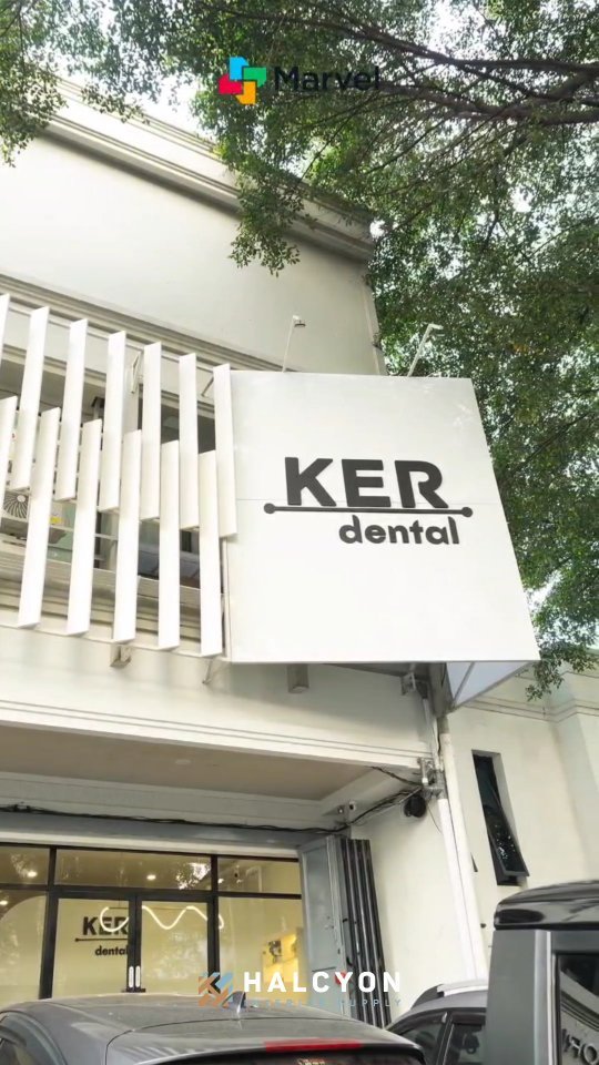 Berikut merupakan hasil pemasangan SPC Heritage 6,5mm pada KER Dental.

Pemasangan lantai sangat mempengaruhi tampilan ruangan membuat lebih terlihat nyaman dan mewah.
.
𝗙𝗼𝗿 𝗺𝗼𝗿𝗲 𝗶𝗻𝗳𝗼
☎️ Admin ( 0819-9637-6656 ) - 𝘍𝘳𝘦𝘦 𝘊𝘰𝘯𝘴𝘶𝘭𝘵𝘢𝘵𝘪𝘰𝘯
Website : www.halcyon.id
Email: sales@halcyon.id
Facebook : @halcyon.id
IG : @halcyon.interior 
.
#spcflooring #spclantai #lantaivinyl #HalcyonInterior #interiorsupply